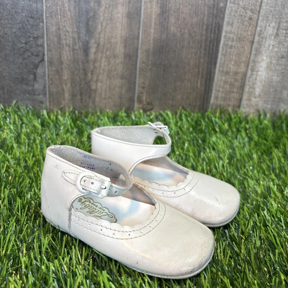 Vintage Lullaby White‎ Baby Shoes Infant Mary Jane Strap Sole Lift As Is